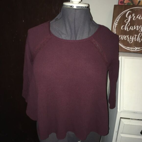 Oversized Free People thermal with lace panel back - Picture 1 of 3
